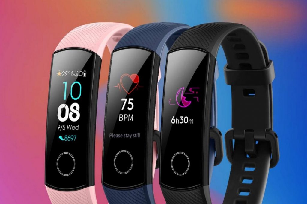 Что лучше mi band 5 или honor band 5